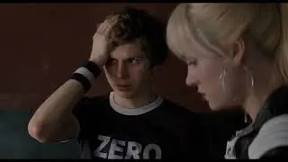 Scott llama a Envy por su anterior nombre Natalie (Scott Pilgrim vs The World Latino)
