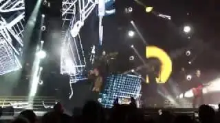 Don't Threaten Me With A Good Time (Live in St. Paul) - Panic! At The Disco