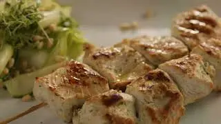Шашлык с салатом из цукини