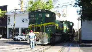 FTVM 8831 y 8833 pasando Montevideo