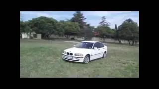 BMW E46's having fun in a park - 2000 318i and 2004 320i