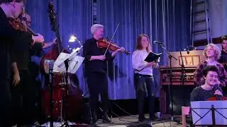 Ornungaprojektet & Emma Johansson och Lisa Moberg med folkmusikensembler från Hvitfeldtska gymnasiet