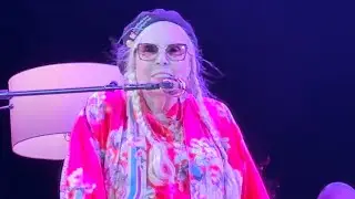 Joni Mitchell - Young At Heart (Frank Sinatra Cover) - Front Row Live - Gorge Amphitheatre - 6/10/23