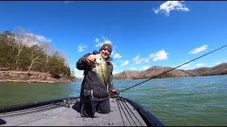 Fishing Dale Hollow - March 2022