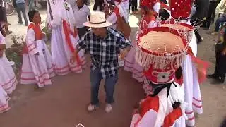 cholo bailando chinelo comparza san juan tejupa banda tierra bendita  san miguel aguacomulican