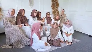 KESIBUKAN DI BALIK LAYAR FOTO KELUARGA SAAT LEBARAN
