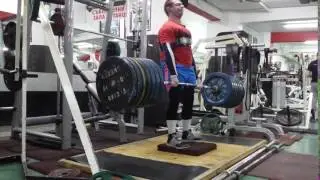 260 kg deficit deadlift@82kg