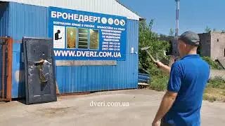 Китайские бронедвери против молотка. Испытания двери.