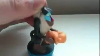 Обезьяна показывает член!!!!