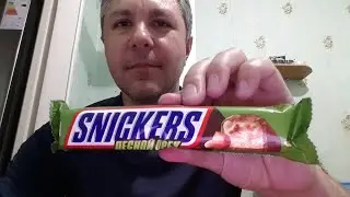 АСМР ИТИНГ. КУШАЮ БОЛЬШОЙ СНИКЕРС. ASMR