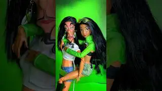Jasmine and Jafarina x BRAT summer 💚