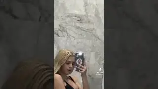 ЮЛЬКА ШПУЛЬКА ПОКАЗАЛА ГРУДЬ⁉️😱😳🤯