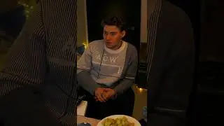 НАШ СЛОН ЛЕВА 