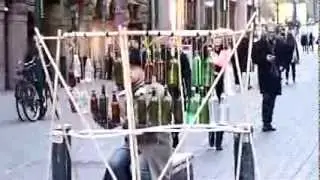 A street performer in the city center of Helsinki