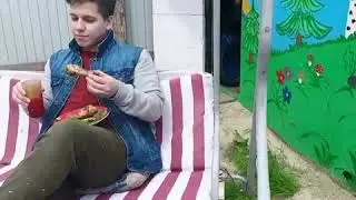 У родителей в деревне