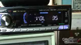 Alpine CDA-7977 vs Panasonic VP-7704P Distortion Meter