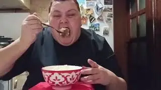 девочки я опять ем и как вкусно 🤪🤪🤪
