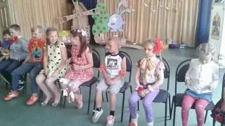 День бантиков. Танец.