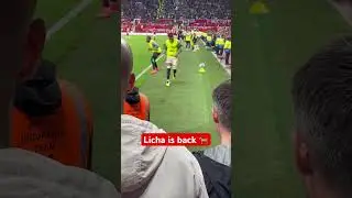 Fan-favourite Lisandro Martinez returns - warming up against Newcastle