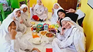 Kegiatan kelas 5D: Identifikasi kandungan gizi makanan dan kampanye 