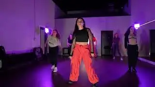 Reggaeton with Emi Mugni