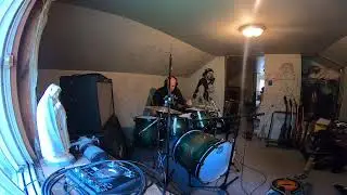 newbie drummer: 7 month
