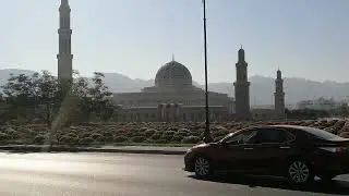 largest mosque of oman