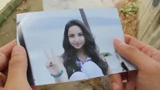 Fotoğraftaki Kız