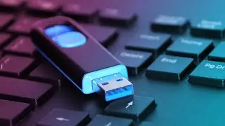 Pen Drive Showing Empty Even When Data Exists - Solution