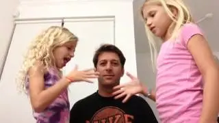 MARTIN SIPICKI: LAS BLONDIES 