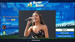 Madison beer plays builds on Fortnite  (it’s hilarious 😂)