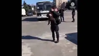 🇺🇦Graphic War🔥Dog Greets Owner Kyiv Police Defender The Ukraine Warrior Has Been at War 