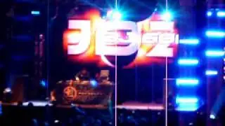 DJ GOOZ empezando su set en +Más Nescafe Año 8