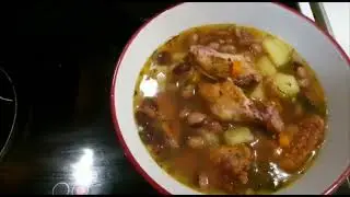 ФАСОЛЕВЫЙ СУП С КОПЧЕНОСТЯМИ.