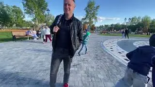 Александровский сад и Базарная площадь.