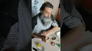Приготовление глазных капель из фиолетовых цветков картофеля.      @budimir_s , sherstov@gmail.com