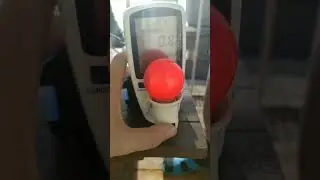 Подключил лампу 220 вольт в инвертор от аккумулятора 12 вольт для теста. Все работает 👍