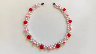 Creating Unique Necklaces: A Guide to DIY Handmade Jewelry.