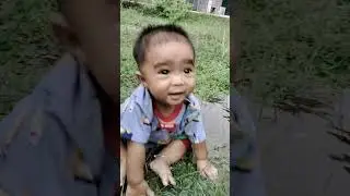 Cari ikan di air banjir