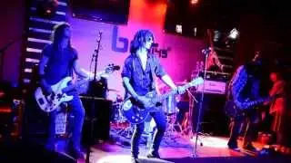 Appetite For Destruction (Ultimate Guns n Roses Tribute Band) 