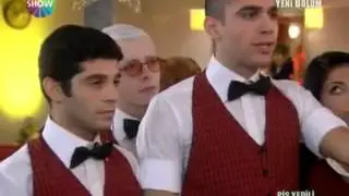 Pis Yedili Lokantada Furkan'ın Oyununu Ve Partisini Bozuyor :))