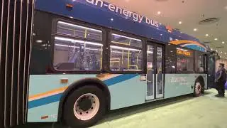 Electric MTA Articulated Bus at NYIAS 2022