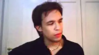 Kiko do KLB fazendo Twitcam e cantando músicas gospel