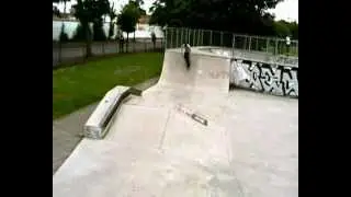 Frontside flip.MP4