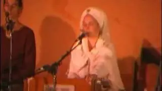 Snatam Kaur and Guru Ganesha Singh1