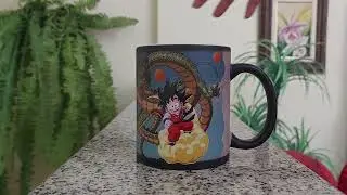 Caneca Mágica Dragon Ball Goku Esferas do Dragão