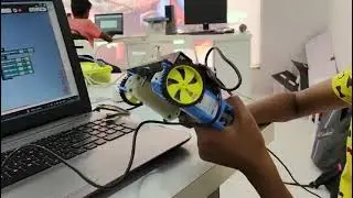 Meet Ruthvik's Forward And Backward Moving Robot | Leap Robots