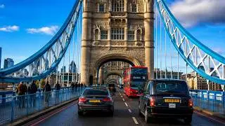 London - Tower Bridge drive | United Kingdom
