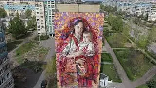 Mother and child, Kamianske, Ukraine (TIMO) Мурал в Каменском 2019
