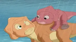 En busca Del Valle Encantado | ¡Los dinosaurios aprenden a nadar! | Dibujos Animados en Español